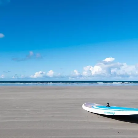 Luxurious 5 Bedroomed With Sea View Close To